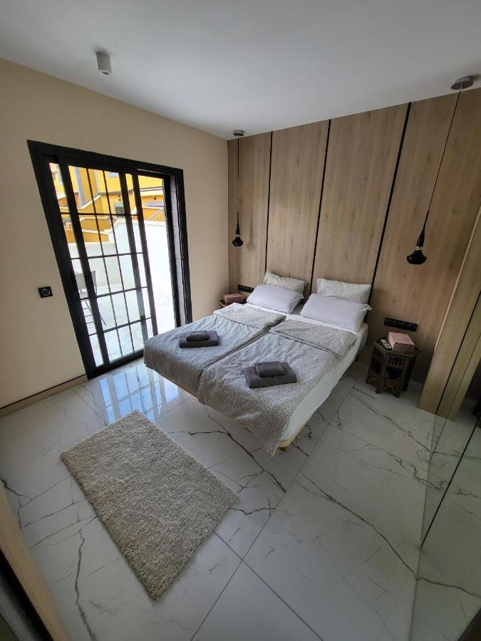 Sea View Luxury Apartment - Playa Del Duque アデヘ エクステリア 写真
