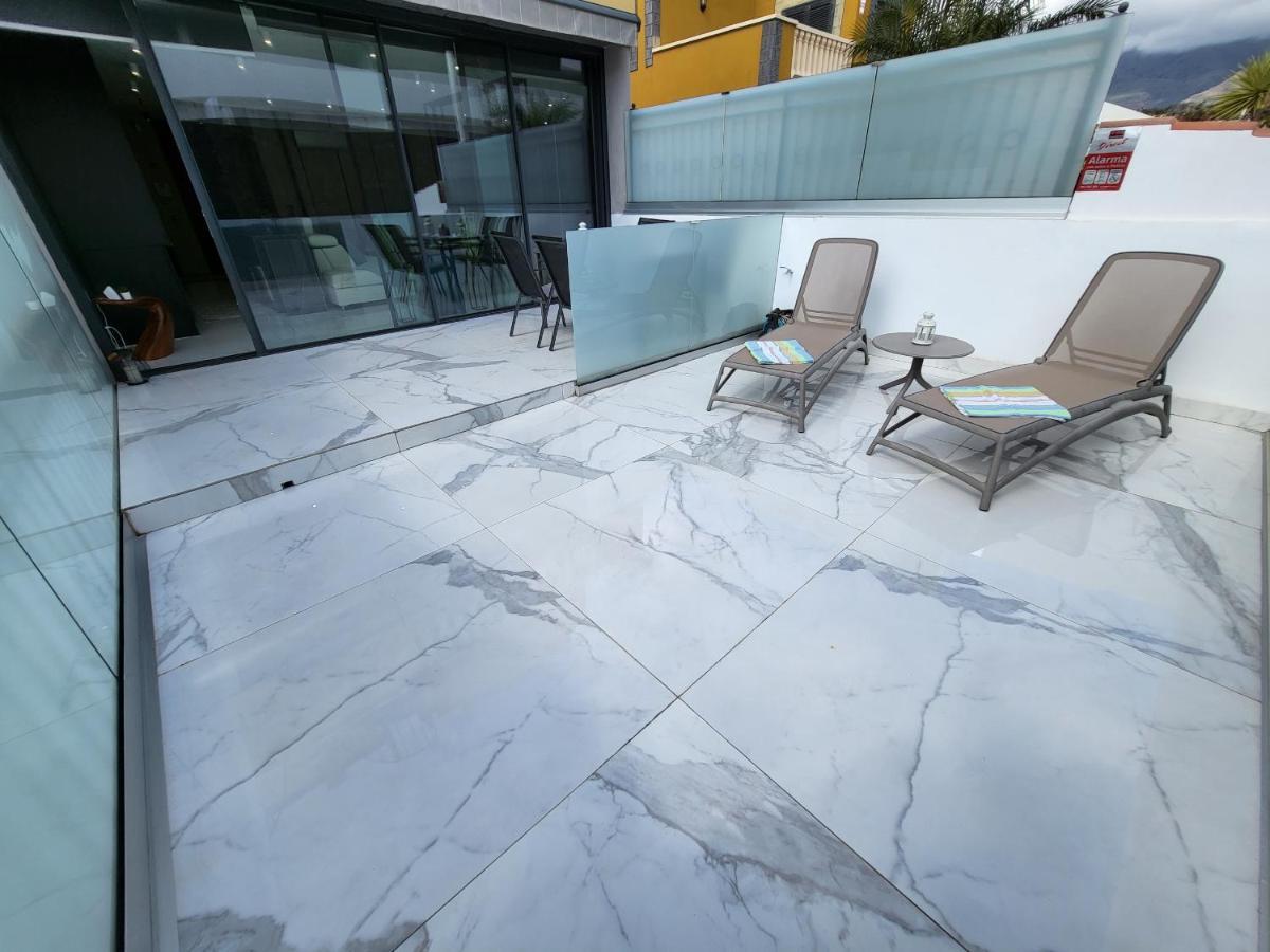 Sea View Luxury Apartment - Playa Del Duque アデヘ エクステリア 写真